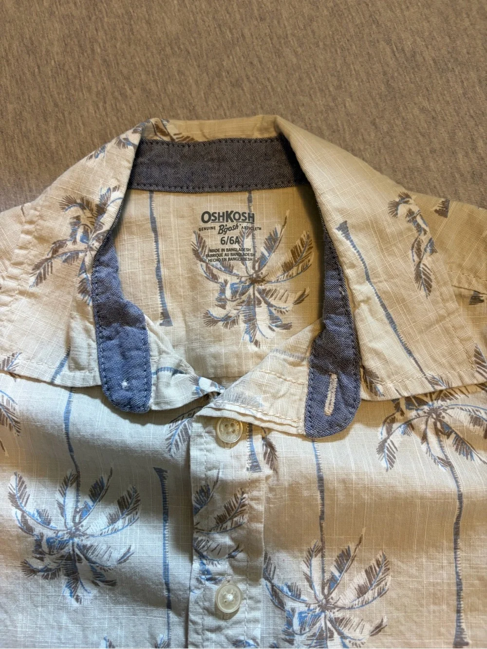 OshKosh B'gosh Boys 5/6 Matching Set Beige Palm Print Button Up Shirt and Shorts